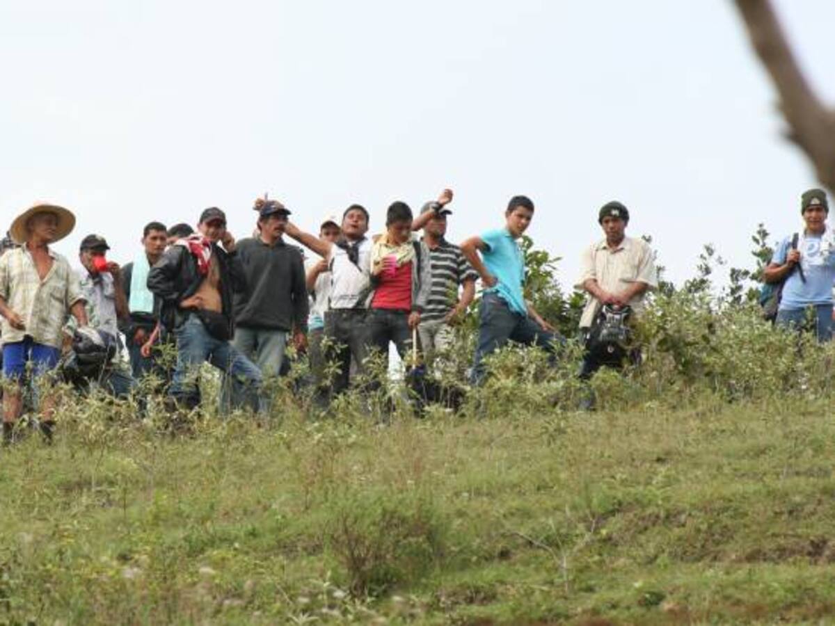 Gobierno tiene seis meses para crear un plan estratégico de restitución de tierras