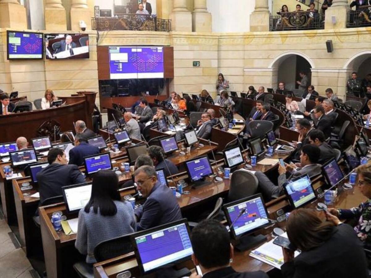 Piden al Senado que decida sobre Malo y Villarraga