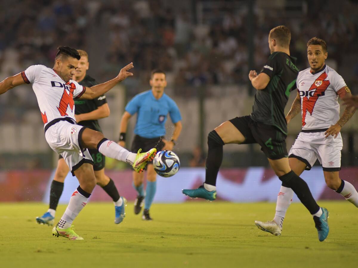 Falcao volvió a ser titular con el Rayo Vallecano tras más de seis meses