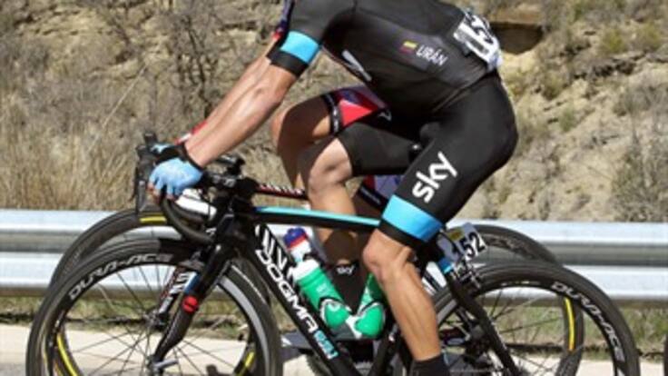 Rigoberto Urán sufre aparatosa caída en campeonato mundial de ciclismo en ruta