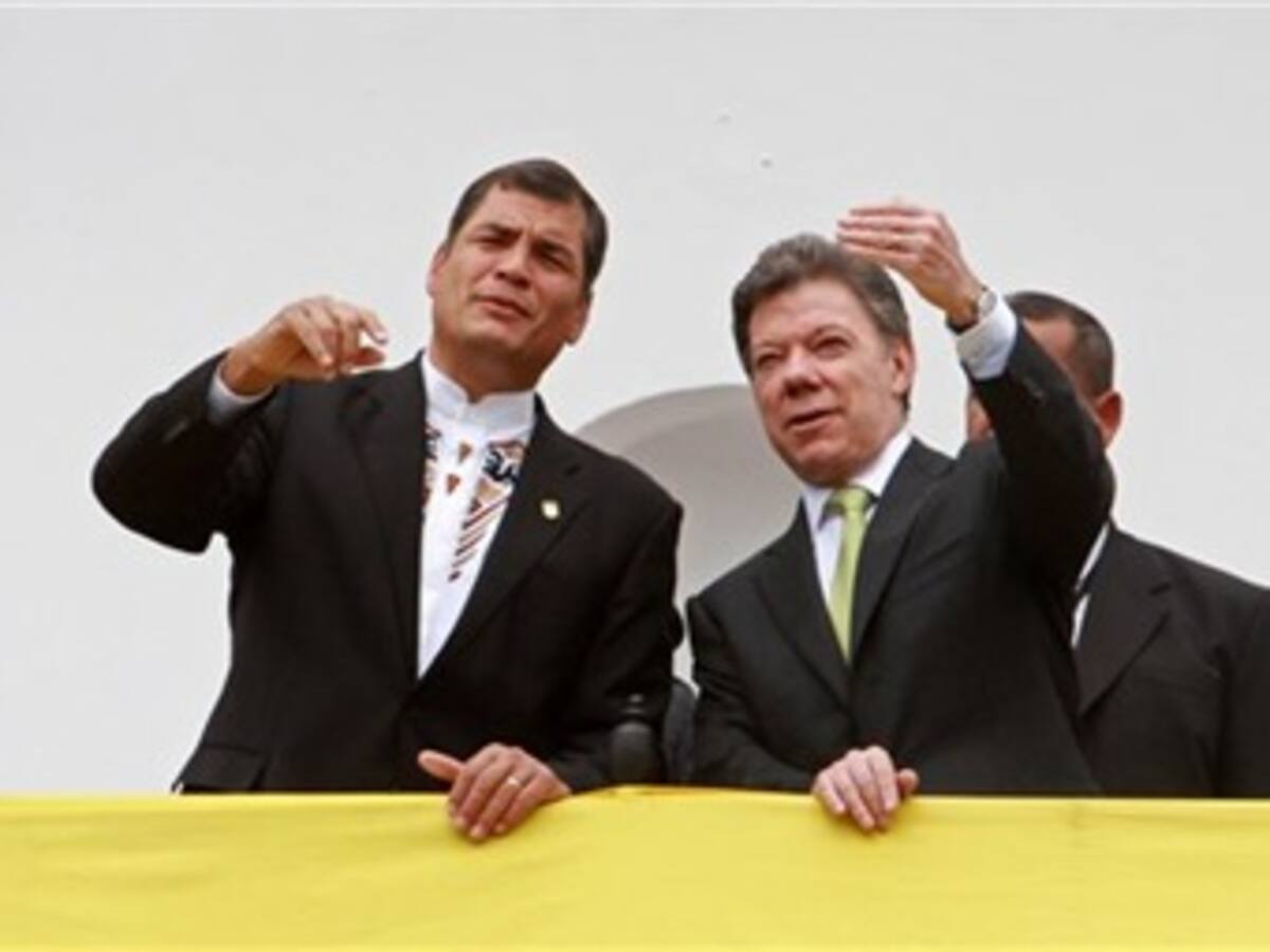 Colombia felicitó al presidente de Ecuador Rafael Correa por su reelección