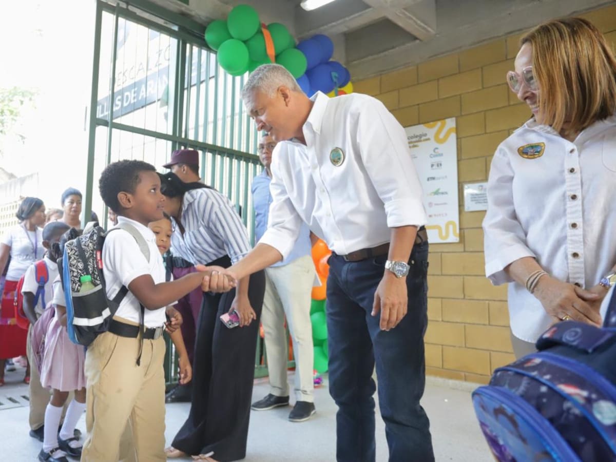 Más de 8.000 estudiantes iniciarán 2026 en ambientes escolares renovados