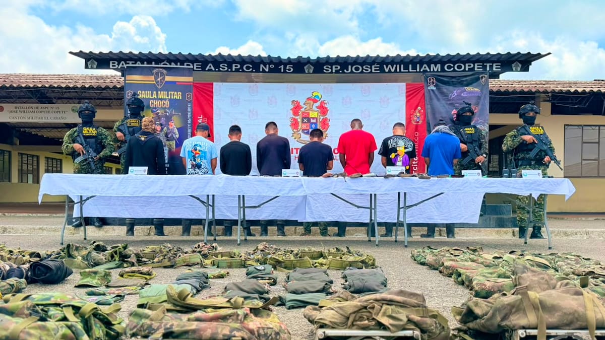 Ejército logra sometimiento de ocho integrantes del Clan del Golfo en el departamento de Chocó