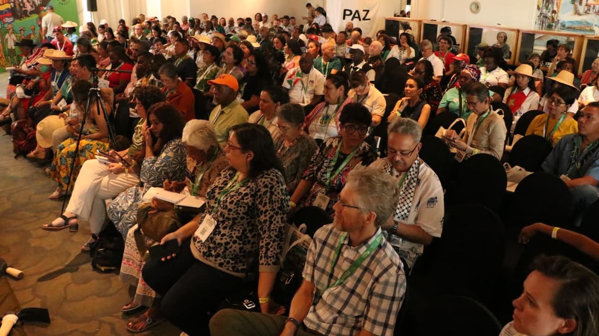 Pueblos y movimientos sociales instalan Foro internacional en Cartagena