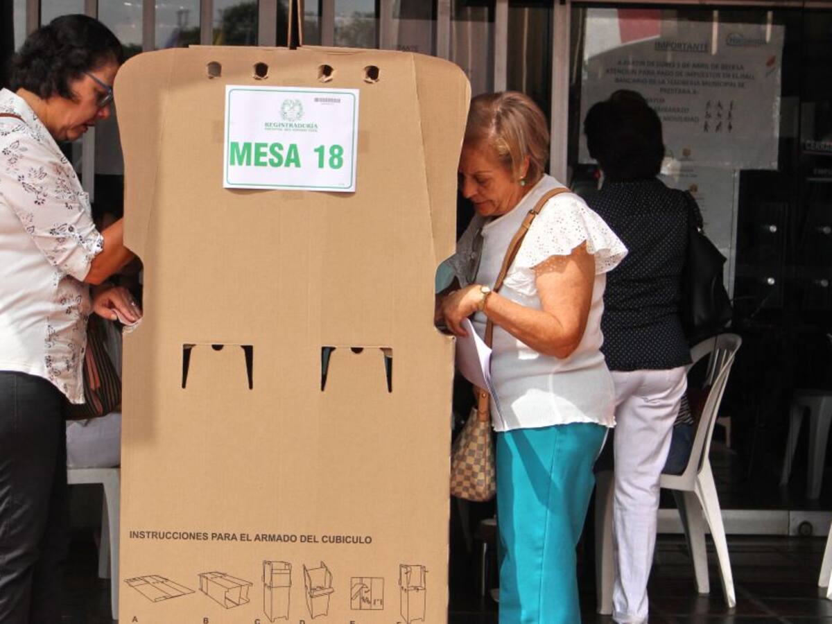 Piden investigar a juez que suspendió la modificación a la ley de garantías