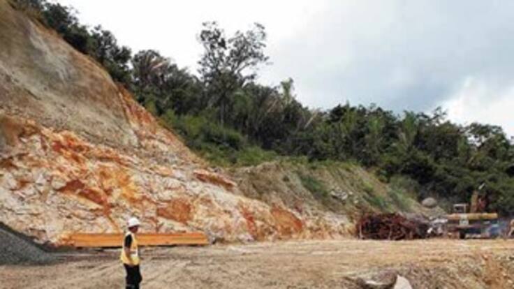 Pese a controversia, Gobierno nacional apoya construcción de Autopistas de La Montaña