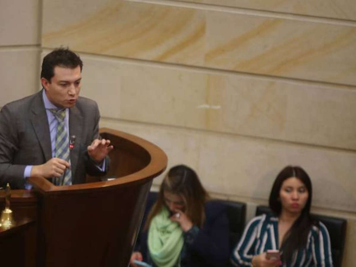 Todos los caminos para la Contraloría conducen a Felipe Córdoba