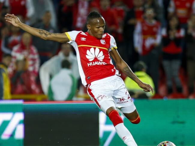 Santa Fe despide a Luis Quiñones por actos de indisciplina