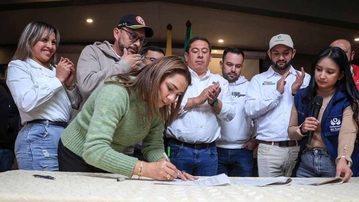 ANM firma en Boyacá 15 contratos de formalización para beneficiar a 6 mil personas