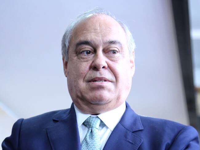 “Tiene un mal tufo político”: Camilo Gómez sobre proyecto de paz total del Gobierno Petro