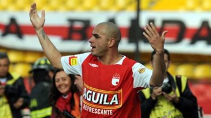 César Pastrana: 'Ómar Pérez se bajó la mitad de su sueldo para ayudar a Santa Fe'