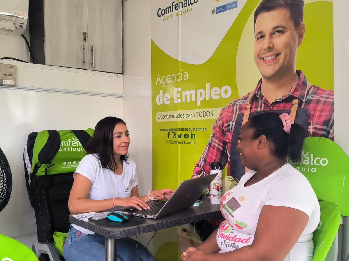Agencia de empleo de Comfenalco informó que hay más de 1.200 vacantes en Antioquia