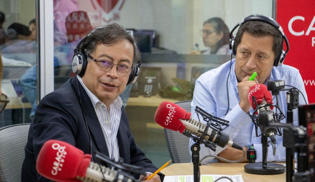 Gustavo Petro en La Luciérnaga