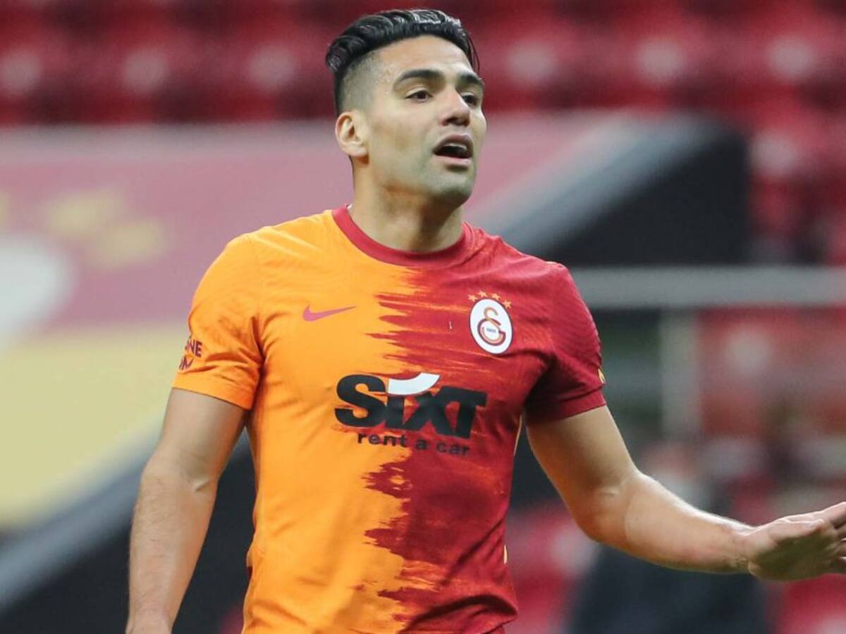 Radamel Falcao finalizó su recuperación en España y vuelve a Turquía