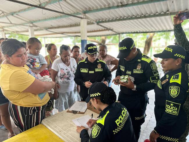 La Policía Nacional y Armada lideran jornada de bienestar y convivencia en Magangué