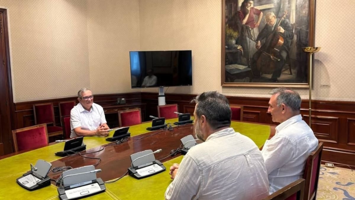 Rodrigo Londoño confirma que está en España y asegura que regresará a Colombia