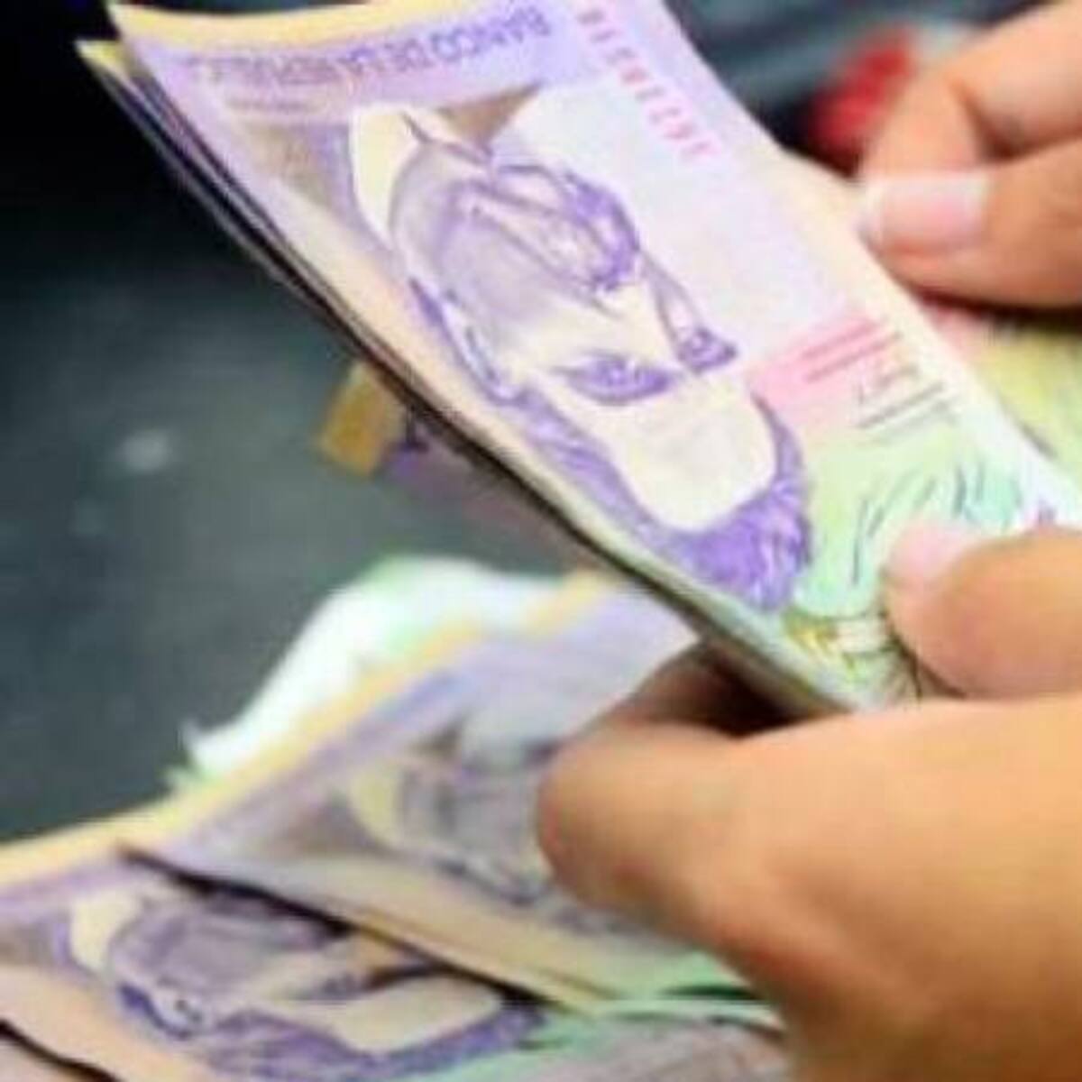 ¿Cuánto subirá el salario mínimo en 2024? Gobierno habló del aumento