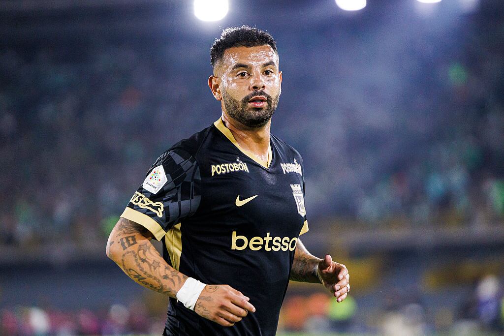 BOGOTA, COLOMBIA - MARCH 4: Edwin Cardona of Atletico Nacional looks on during a Categoria Primera A Colombia match between Fortaleza FC and Atletico Nacional at Estadio Nemesio Camacho El Campin on March 4, 2025 in Bogota, Colombia.  (Photo by Mauricio Duque/Eurasia Sport Images/Getty Images)