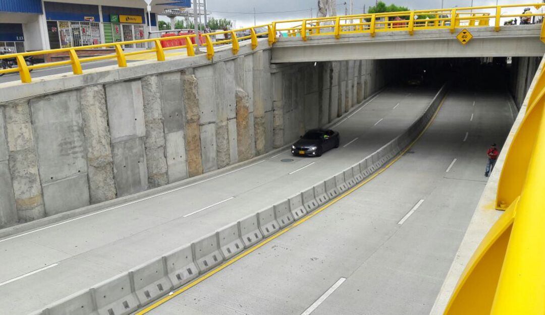 Está fue una de las cuatro obras de valorización de Fernando León Diez Cardona en Armenia, el deprimido de la constitución. foto Caracol Radio