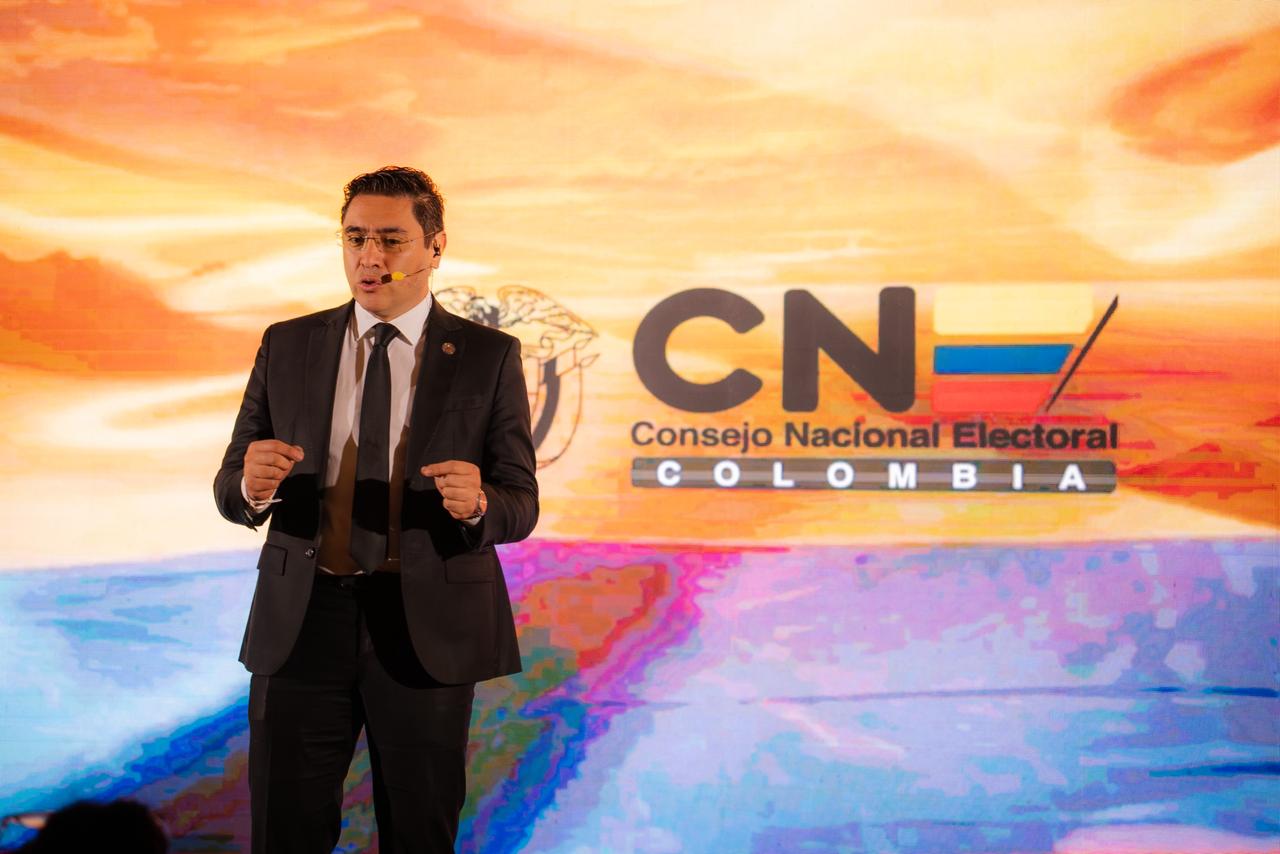Colombianos en Venezuela conocieron la plataforma de acreditación de actores electorales del CNE