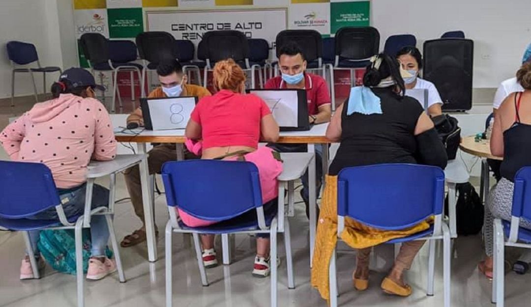 Según la Federación Agrominera del sur de Bolívar, ya son 250 familias que han salido de su territorio hacia el casco urbano de Santa Rosa del Sur