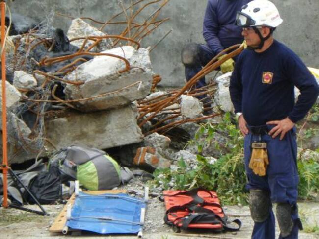 Capitán Enrique Reyes, miembro del Cuerpo de Bomberos de Pereira cuenta la historia que lo llevó a ser rescatista