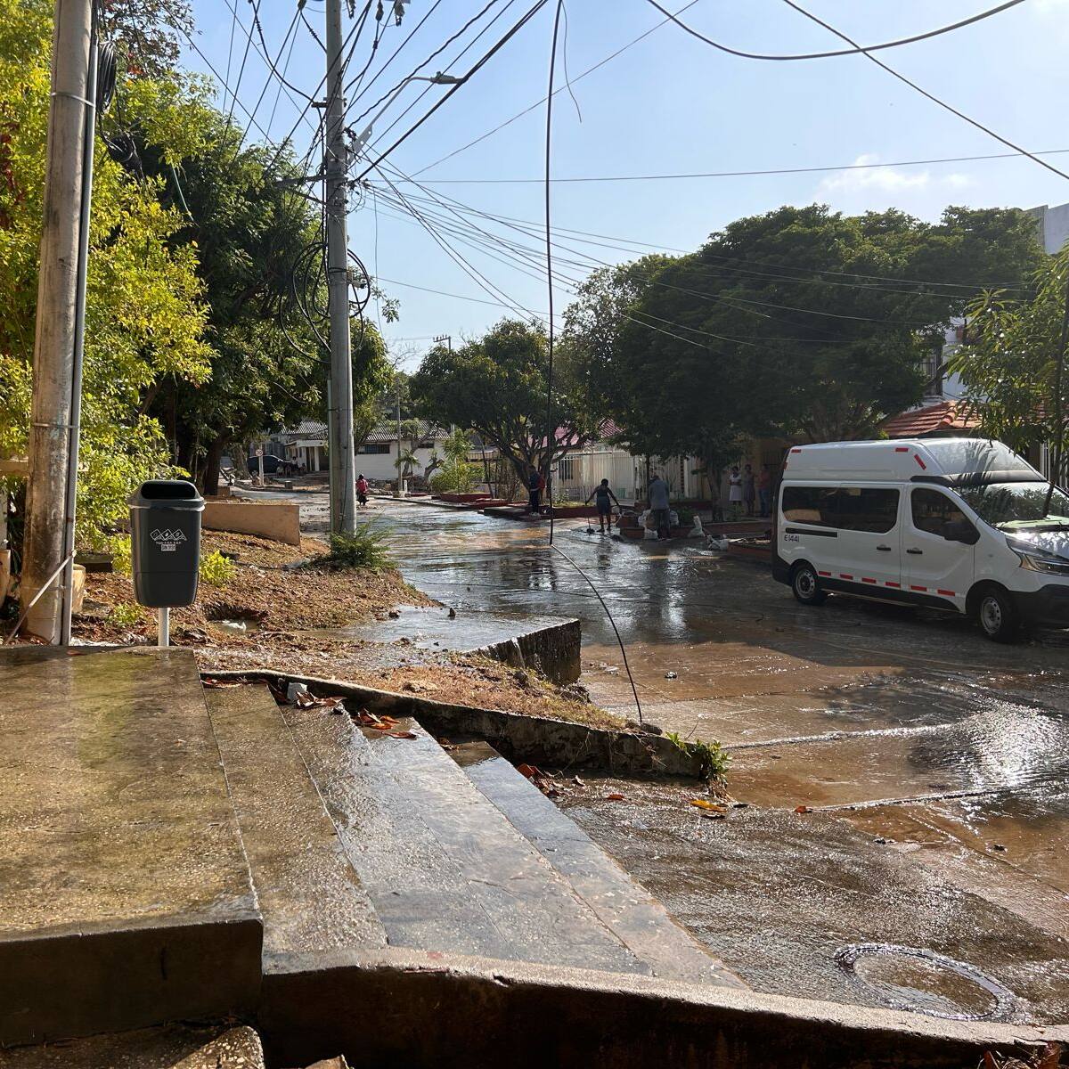 Norte y centro de Barranquilla y municipios sin servicio de agua por emergencia en tubería