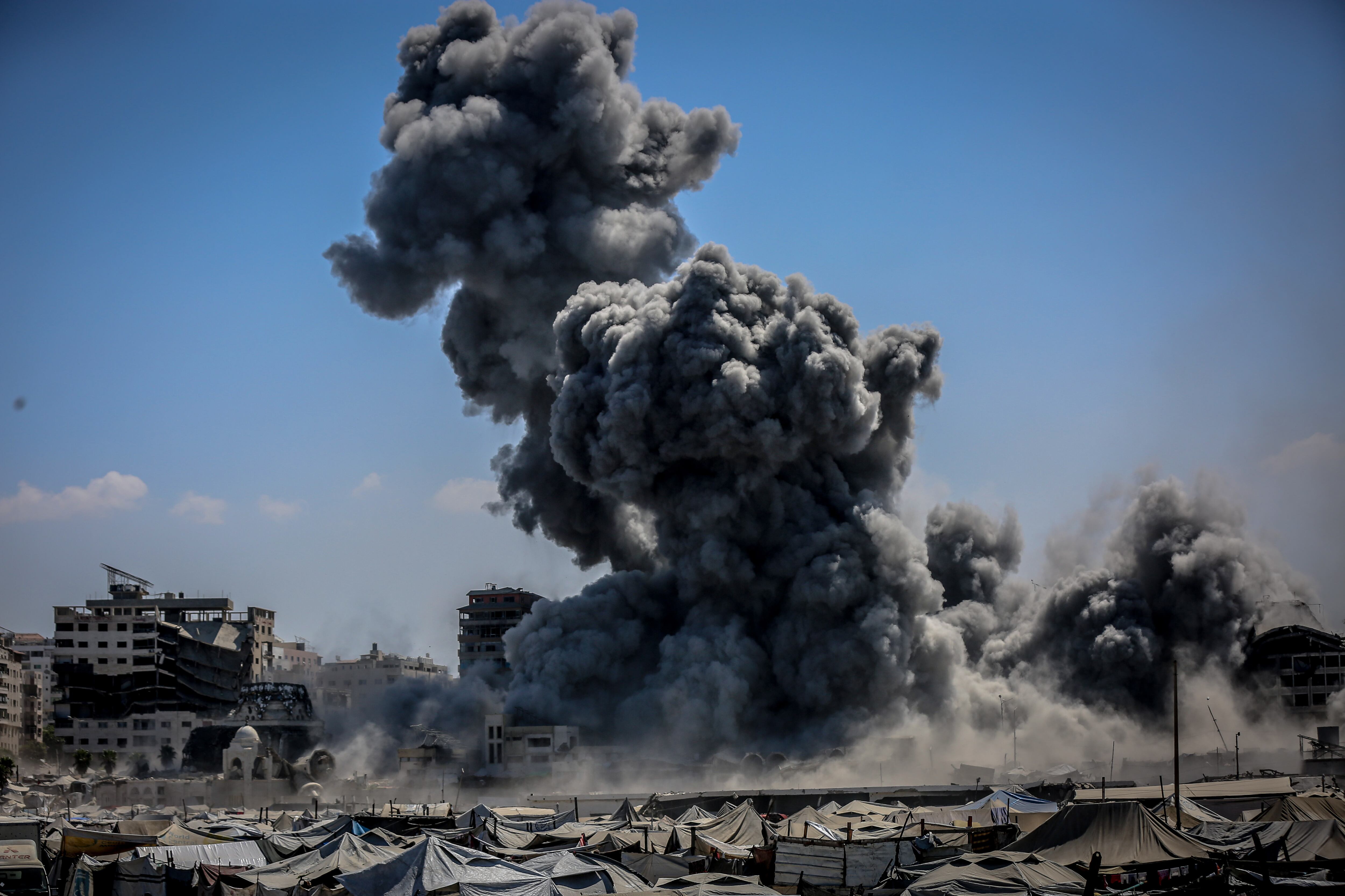 Bombardeo en Gaza el 10 de septiembre de 2025. FOTO: Saeed M. M. T. Jaras/Anadolu via Getty Images