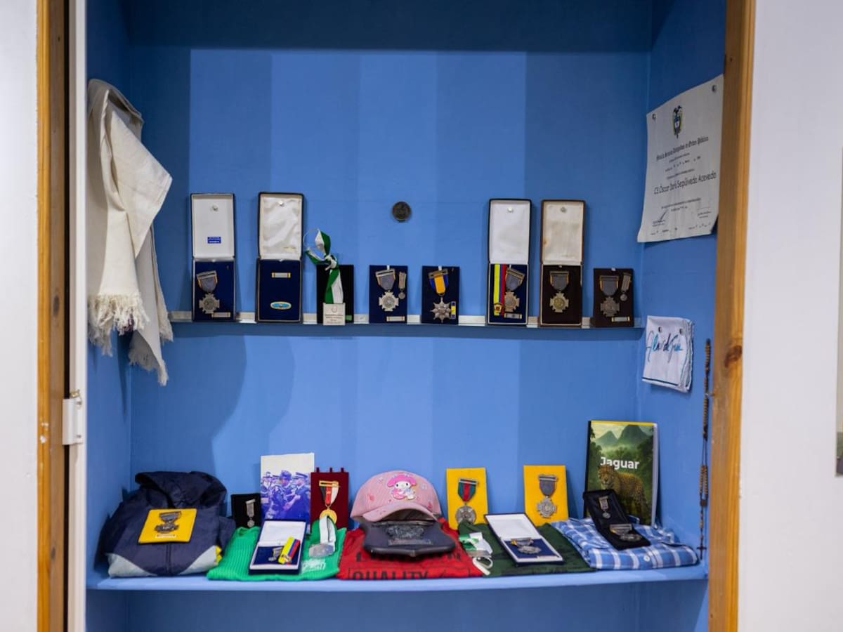 Exhiben en Granada medallas entregadas por militares implicados en falsos positivos