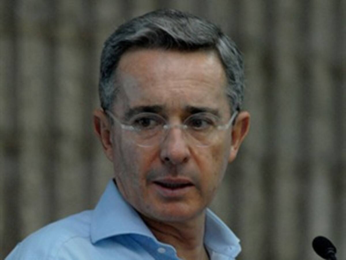 Uribe recibirá a las madres de las víctimas de falsos positivos en Soacha