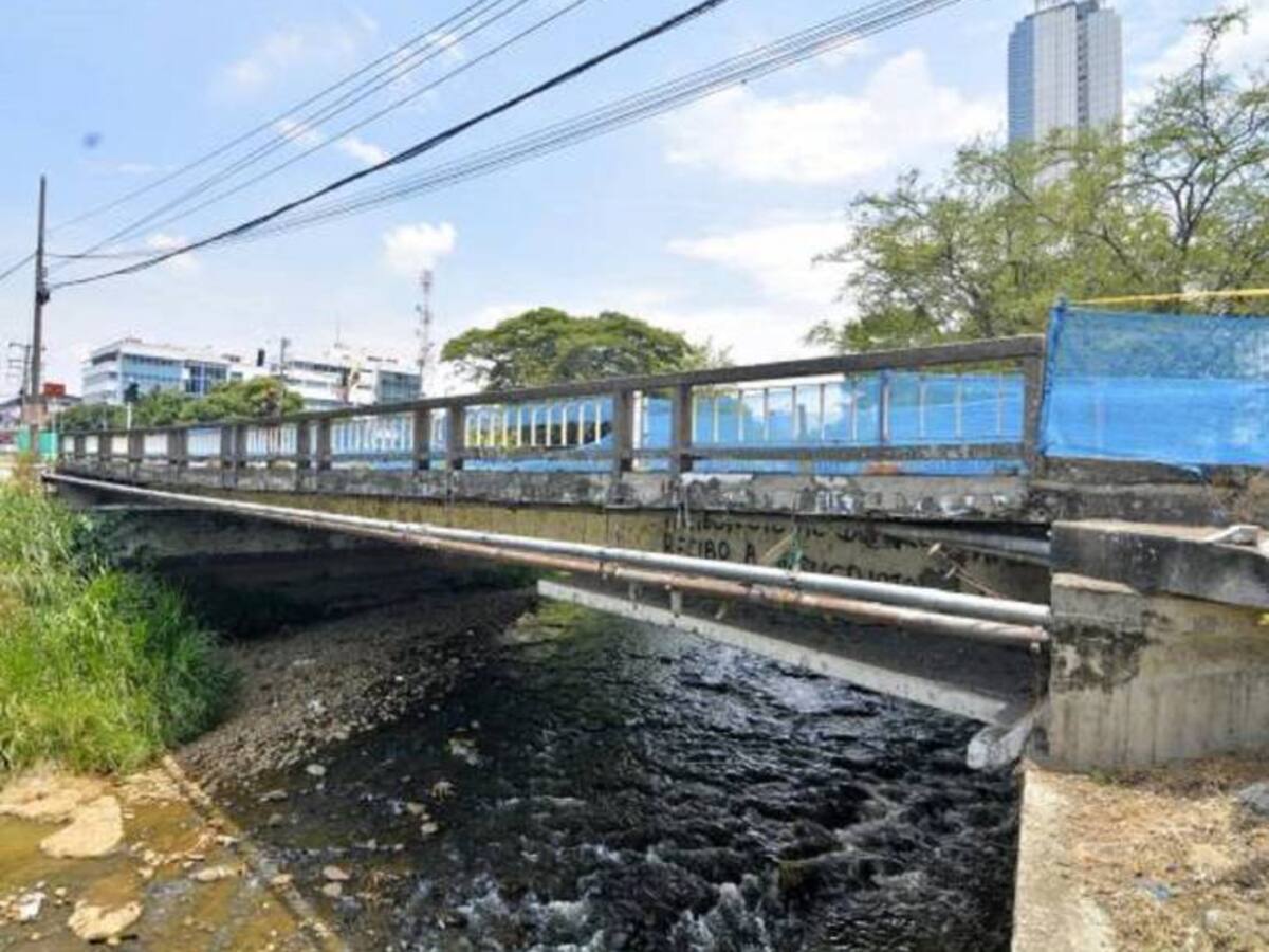 Puente sobre el río Cali en la calle 21 será demolido