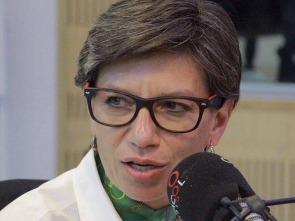 Procurador, no quememos pólvora en gallinazo: senadora López sobre referendo