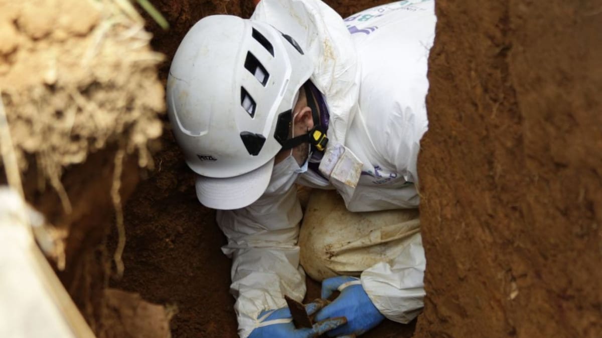 Recuperan diez cuerpos que serían de personas desaparecidas en el conflicto armado en Antioquia