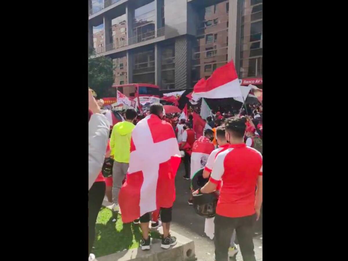 5.000 personas son un mínimo: Claudia López sobre aglomeraciones de hinchas