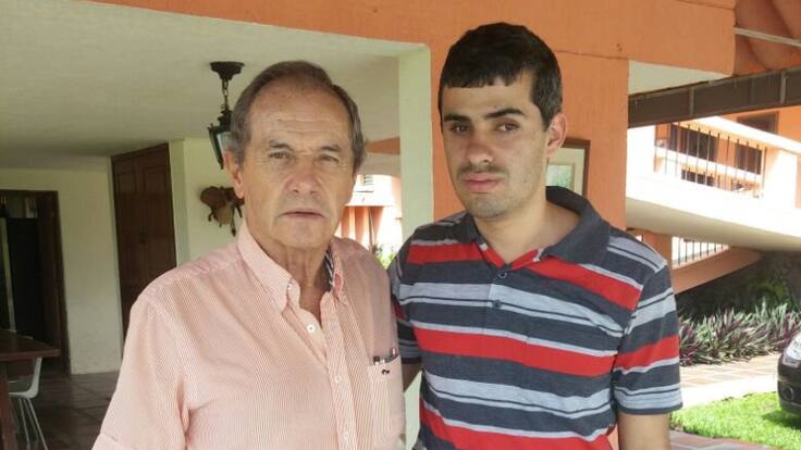 Café Caracol con Javier Giraldo Neira