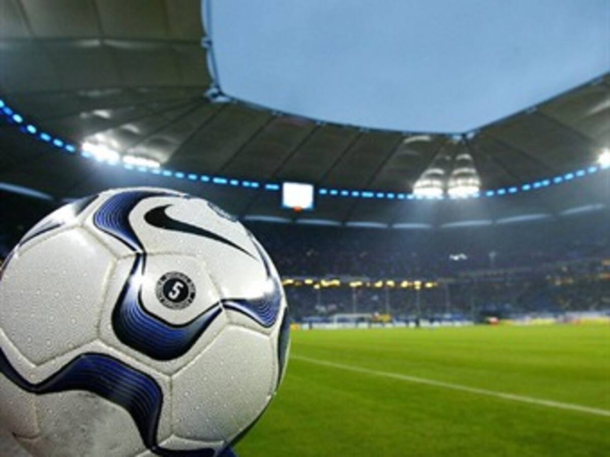 La FIFA prohíbe repetición de jugadas en las pantallas de los estadios