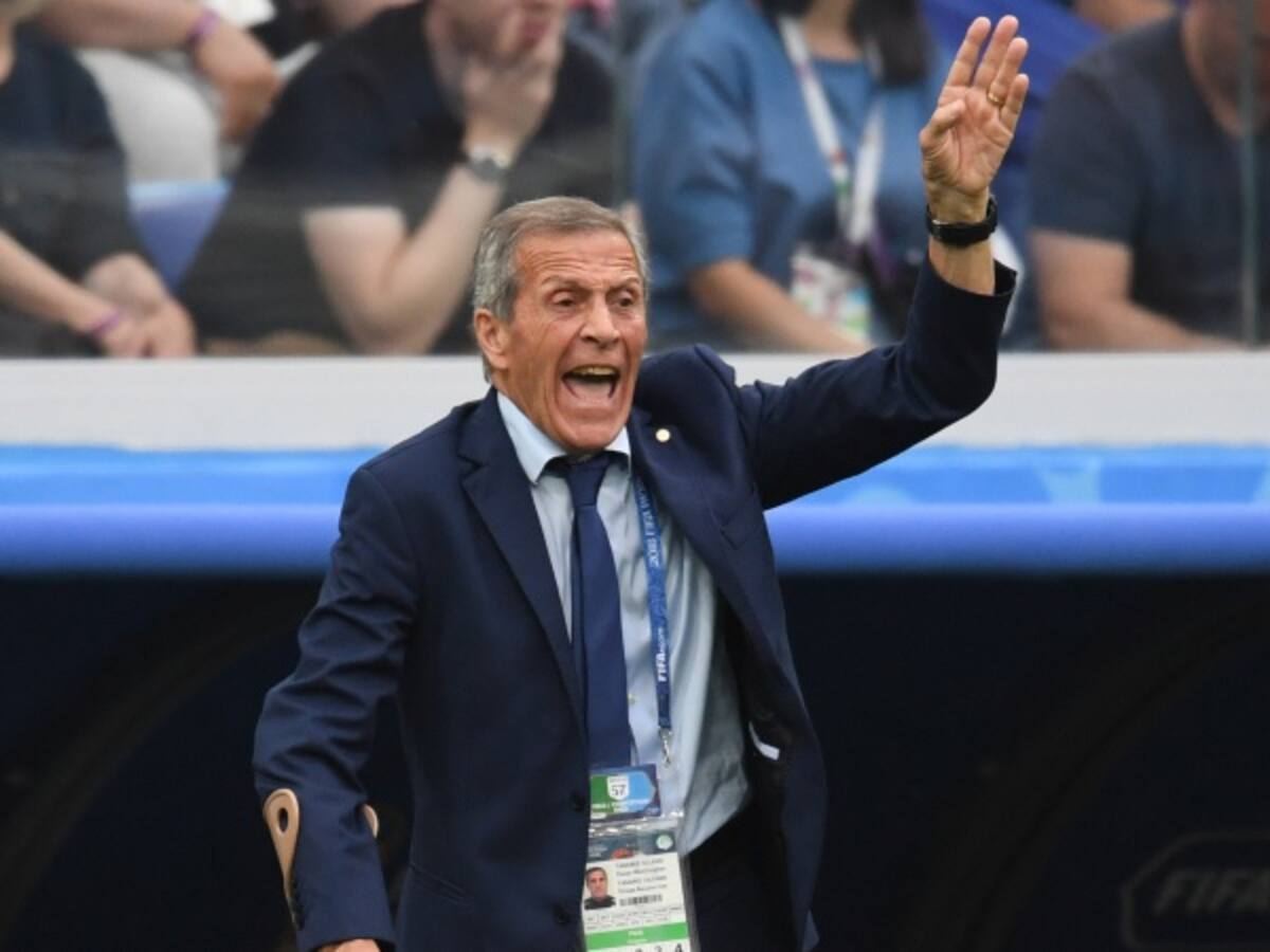 Tabárez renueva contrato con Uruguay por los próximos cuatro años
