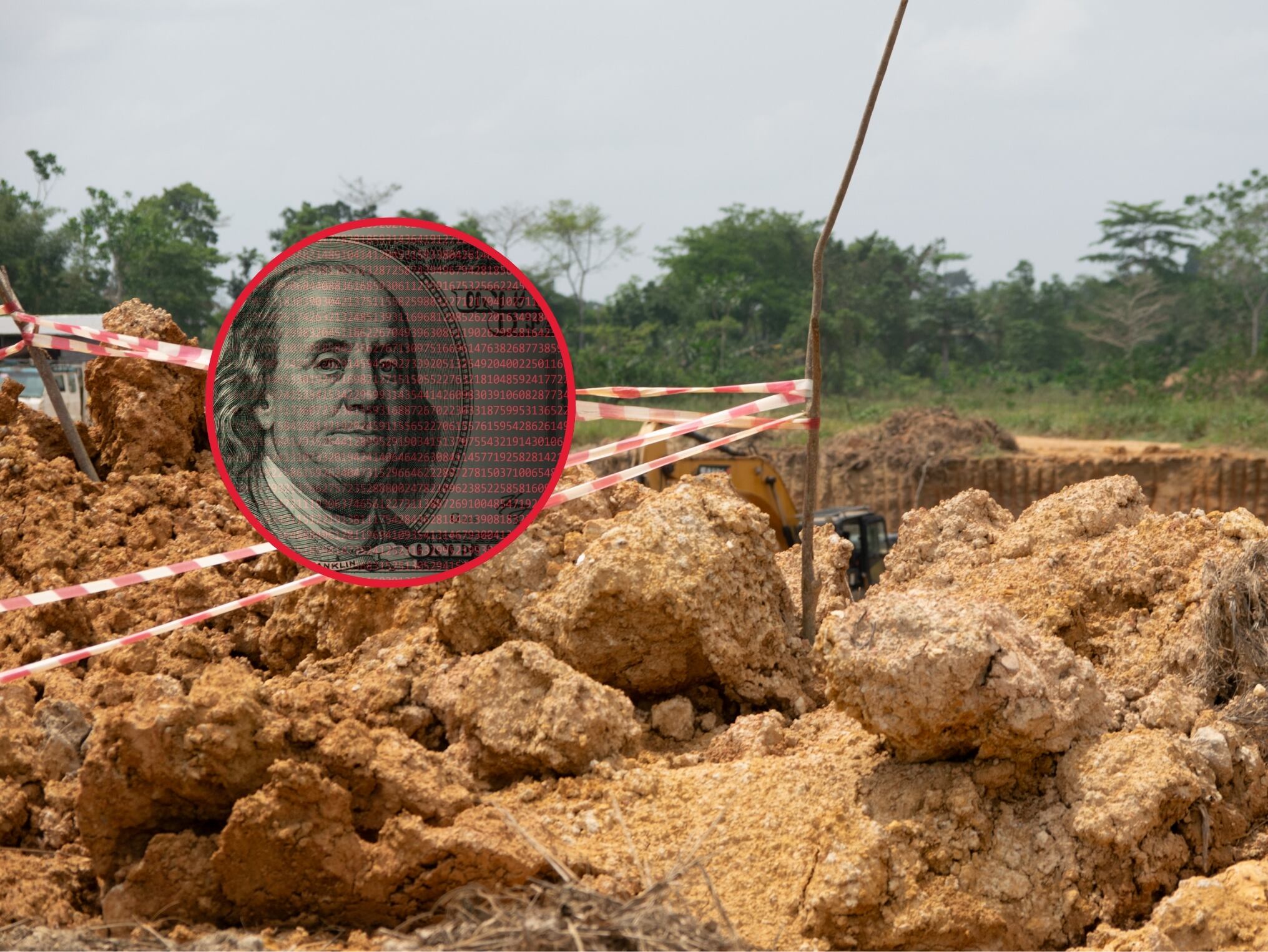 Imagen de referencia de una zona erosionada por las extracciones de un centro de minería ilegal. A la izquierda hay una imagen de referencia del dólar nortamericano (Crédito: Getty Images)
