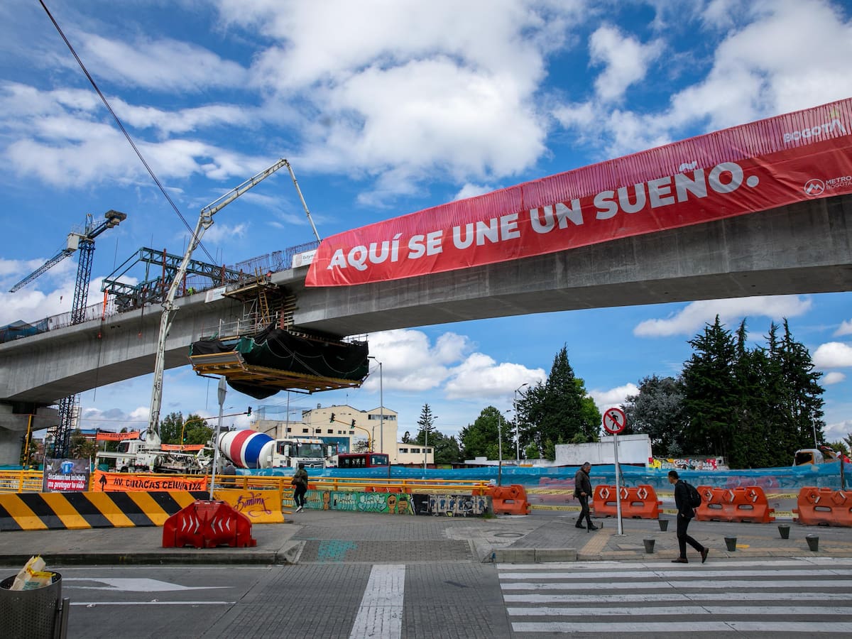 Terminó la construcción del primer puente ferroviario del metro en la Av. Caracas con calle 26