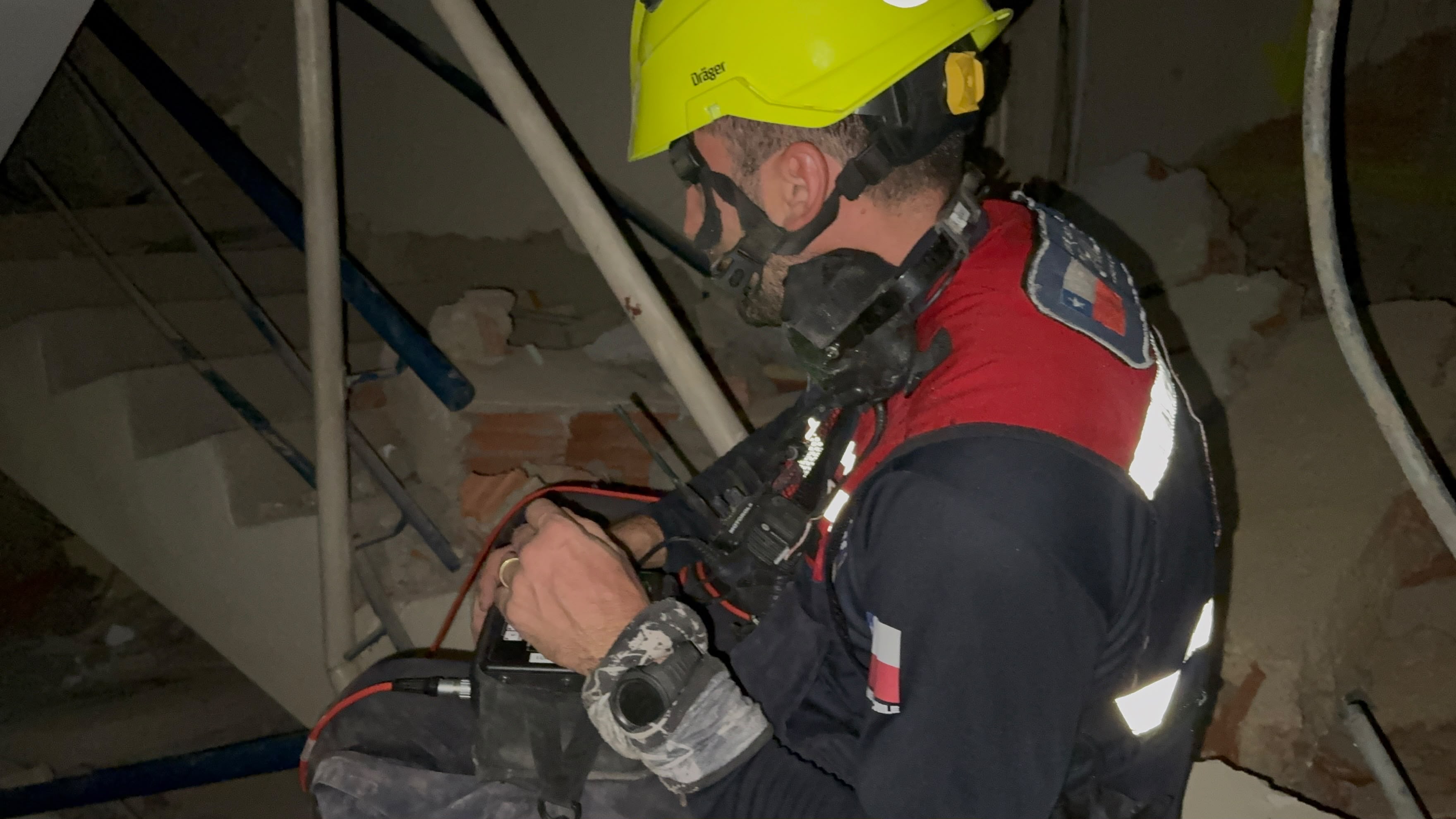 Operación de rescate de Hernán Gil en Venezuela tras terremotos. Fotos: USAR Bomberos de Chile