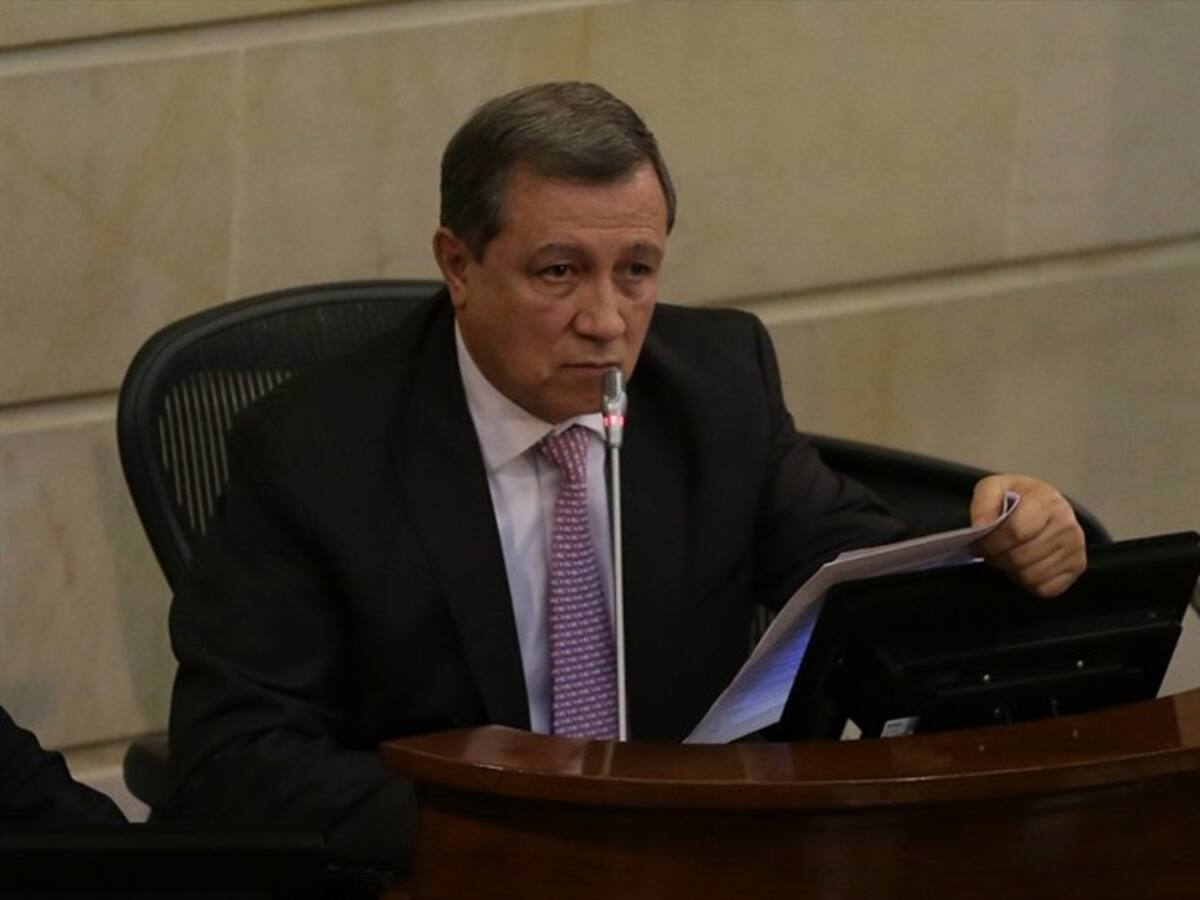 Reforma tributaria tuvo una amplia discusión y publicación: Ernesto Macías