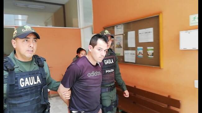 Un hombre identificado como Carlos Márquez fue capturado en Tunja por parte de la Policía de Gaula Boyacá. Foto: Policía