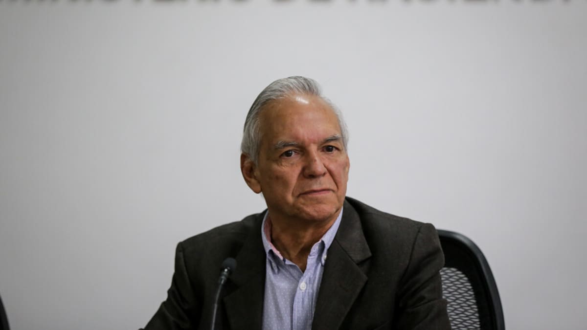 Si queremos reactivar la economía tenemos que hacer más inversión: MinHacienda