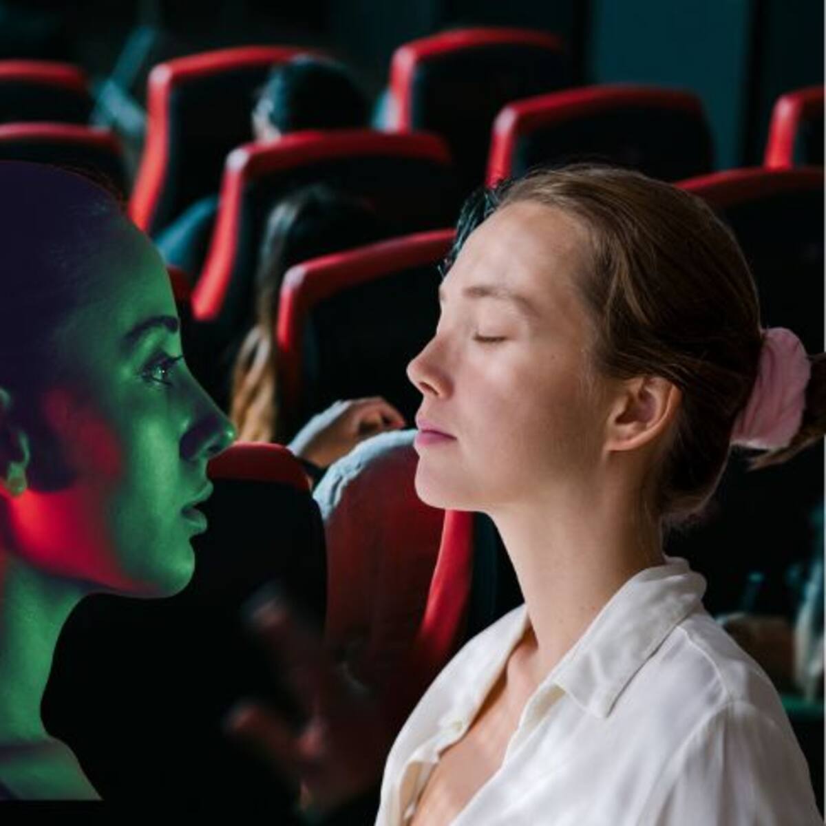 ¿Qué es el cine sensorial y para qué sirve? Psicóloga Carla Muñoz explica