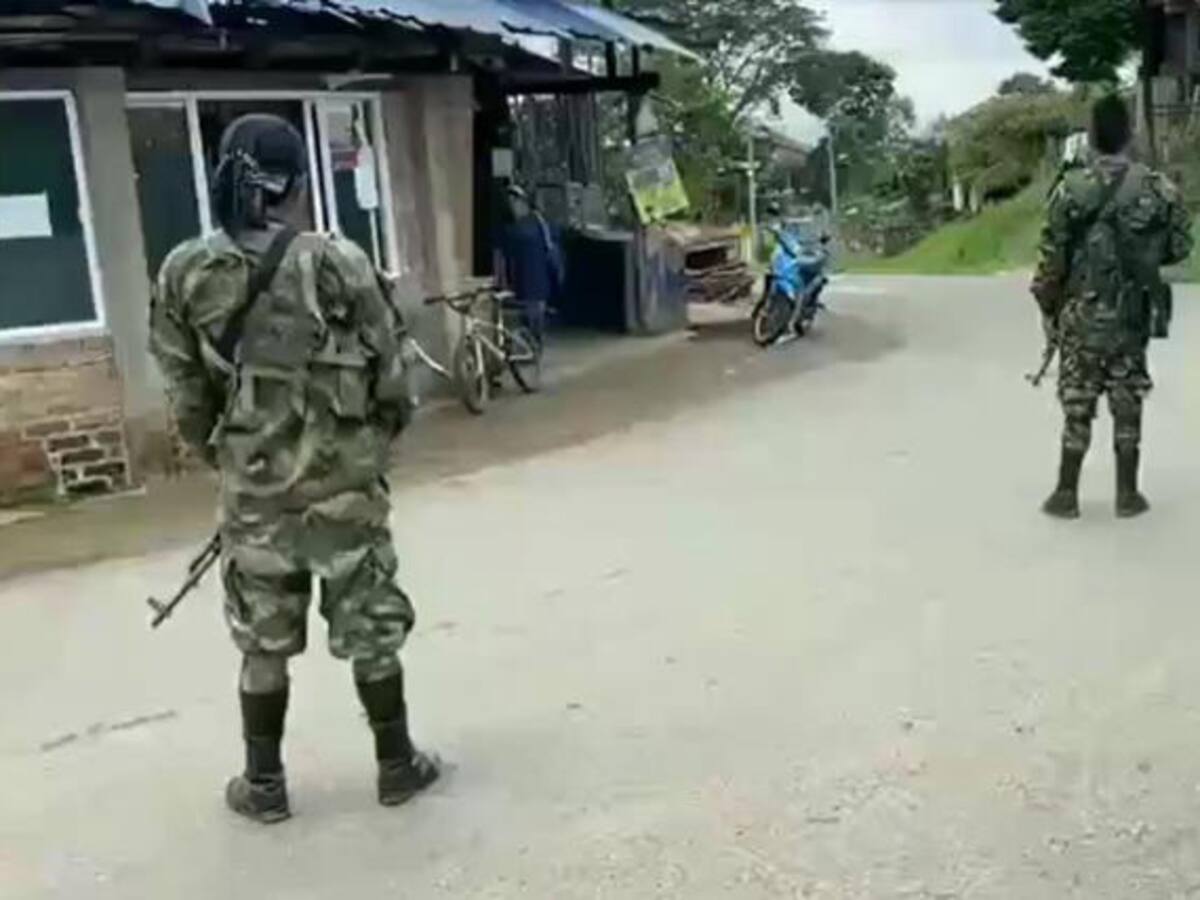 Combates entre disidentes de las Farc tienen secuestrados a campesinos en Caquetá