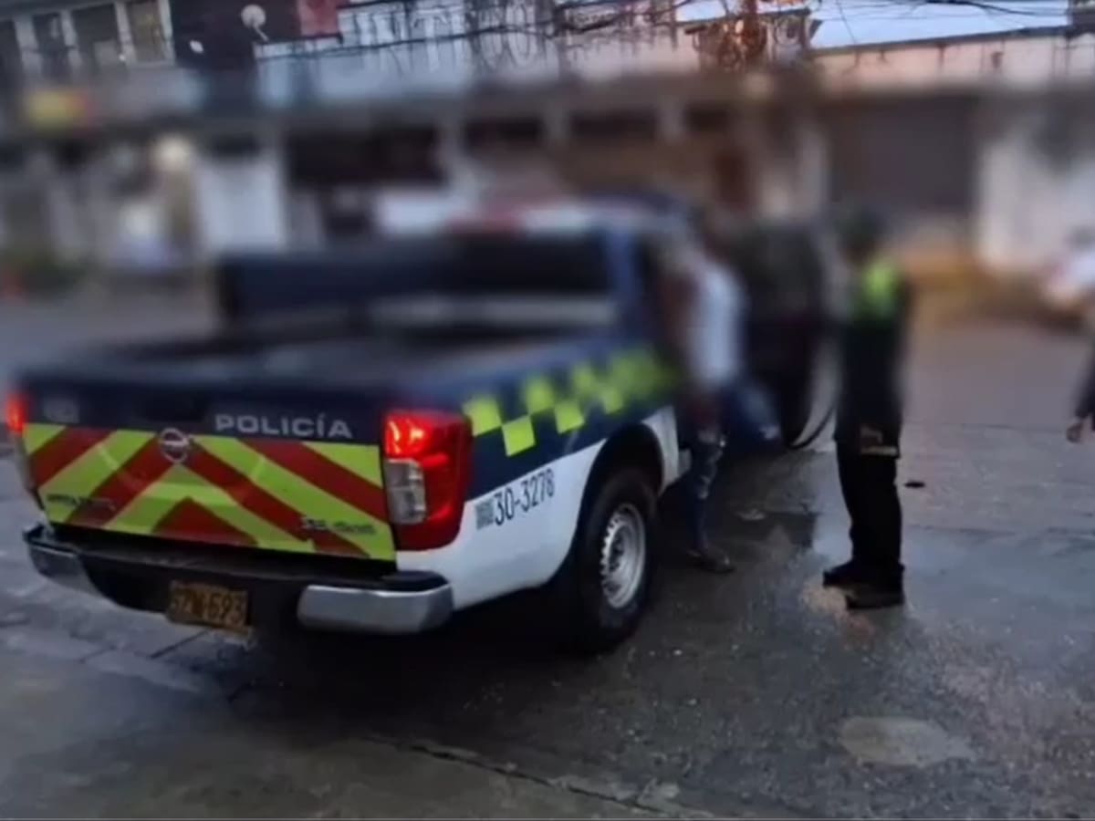 En allanamientos de la Armada en Buenaventura encuentran depósito de armamento de las disidencias