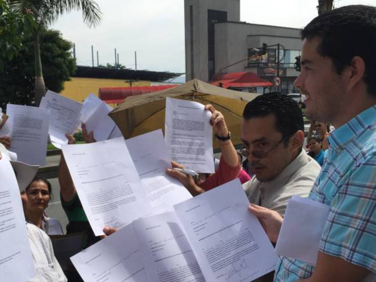 Ciudadanos indignados en Pereira por inhabilidad de cédulas