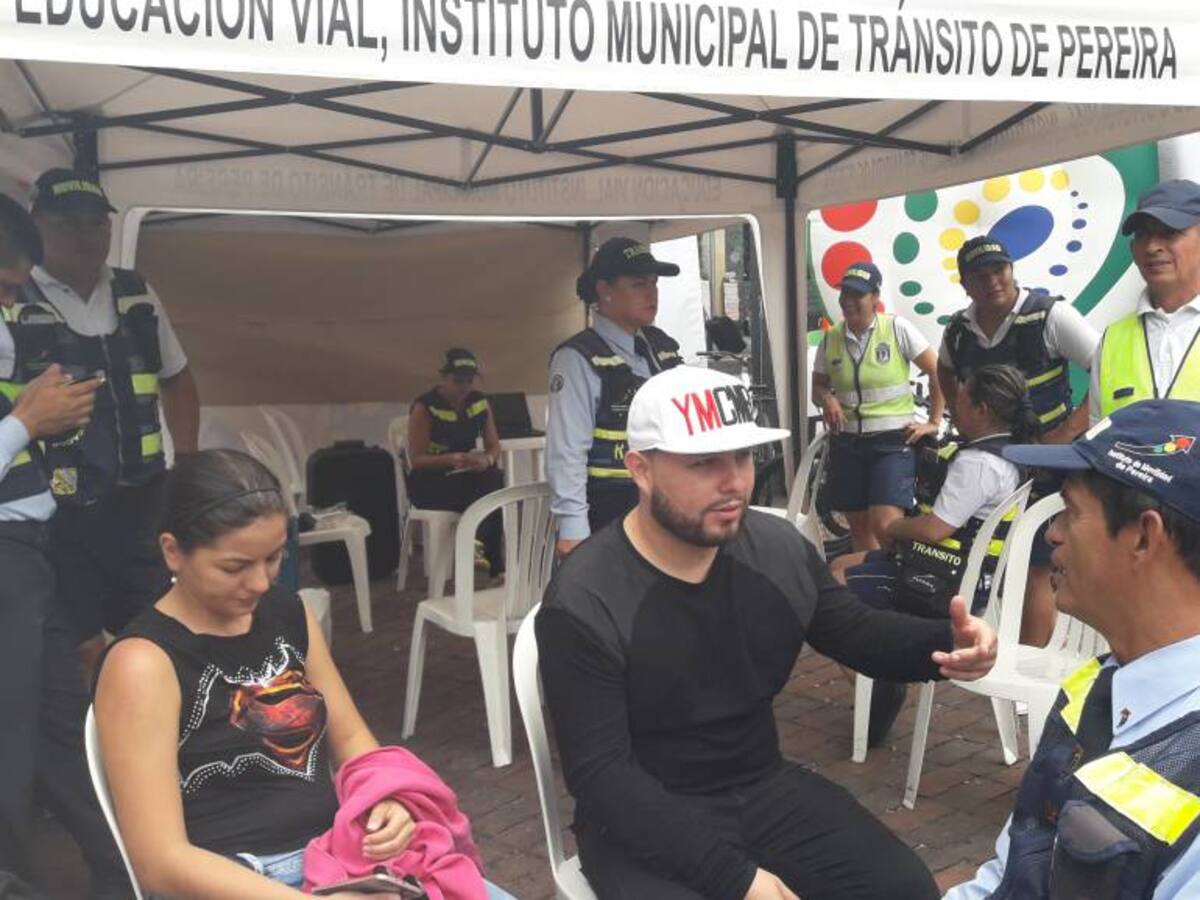 86 comparendos educativos y 11 económicos en el día sin carro y sin moto