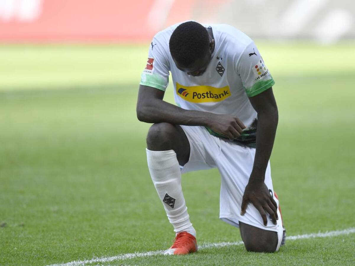 Futbolistas en Alemania rechazan la muerte de George Floyd