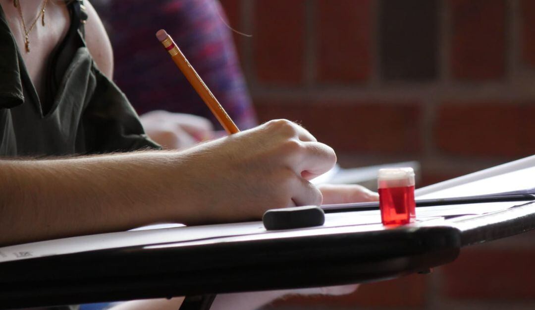 Estudiantes afectados por la situación del paro armado en varias regiones de Colombia